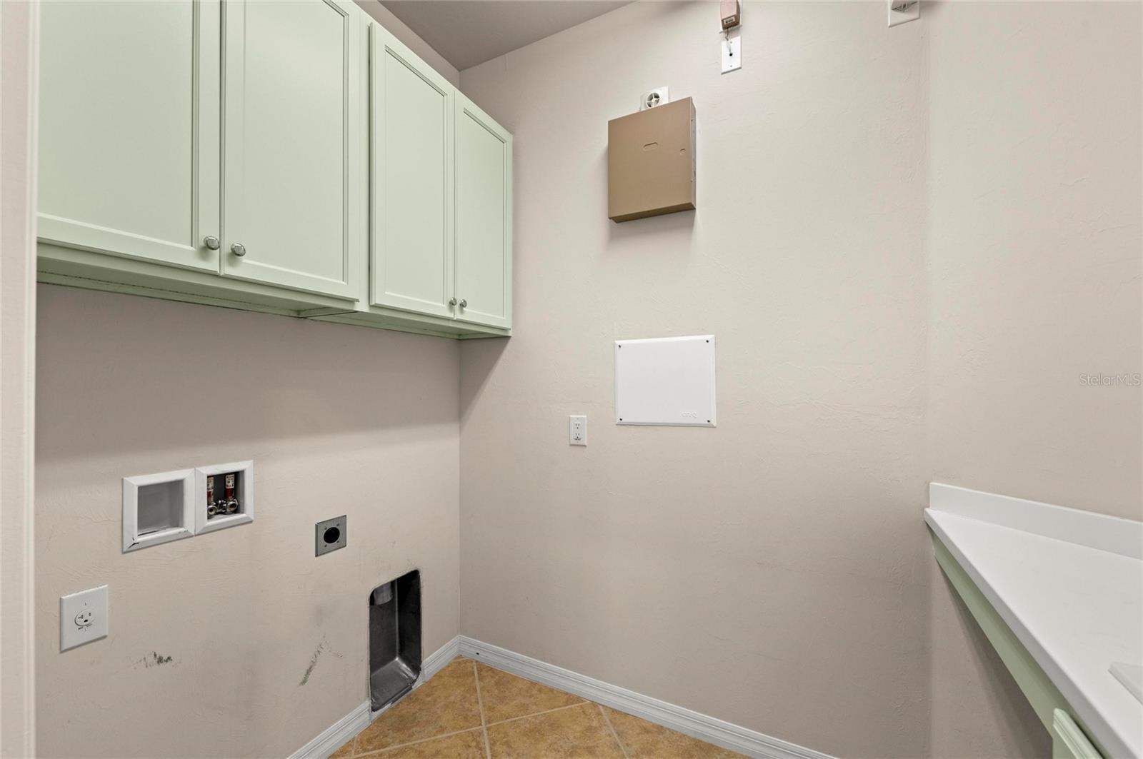 ISLANDWALK OF WEST VILLAGES - Residential