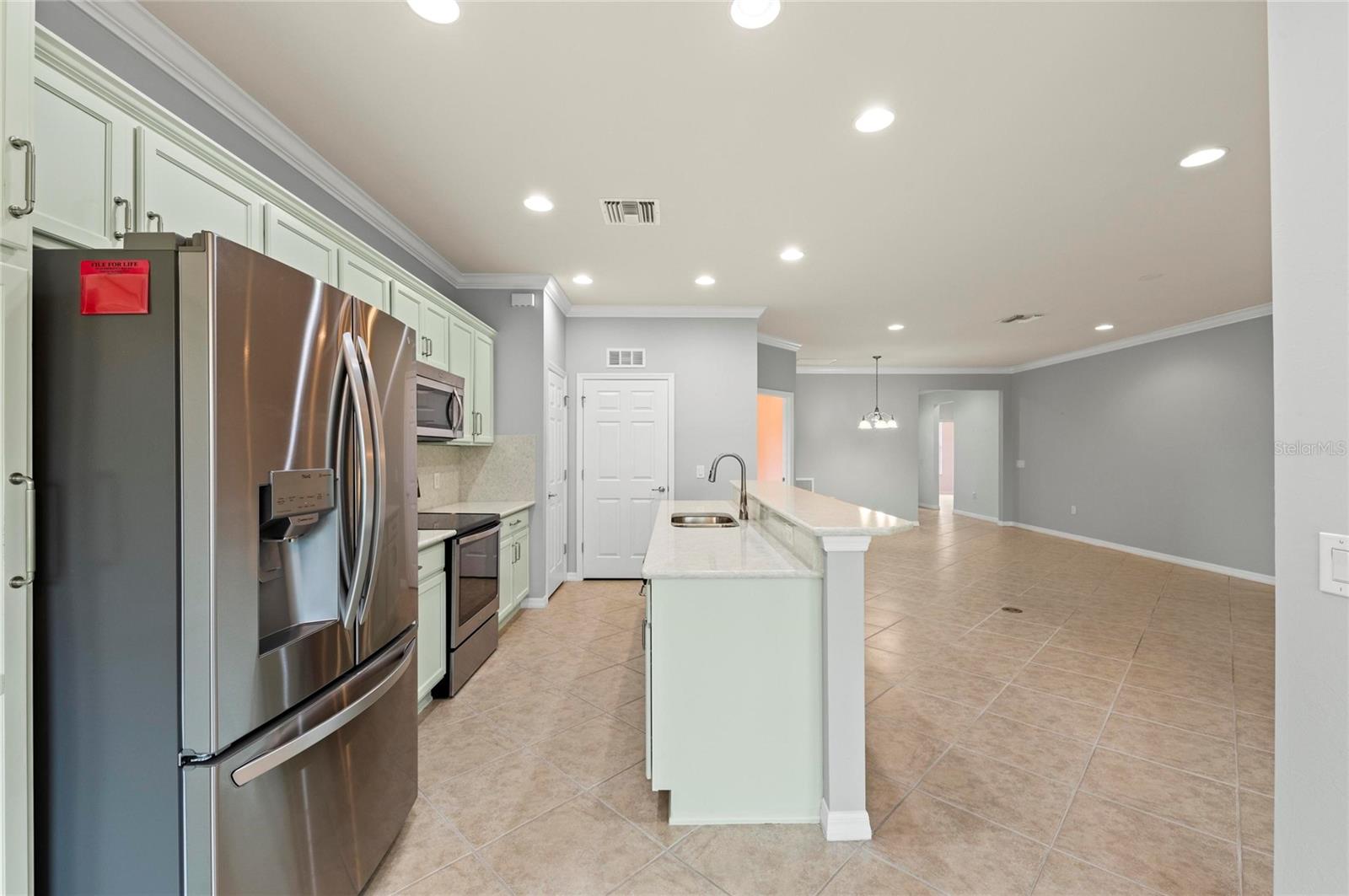 ISLANDWALK OF WEST VILLAGES - Residential