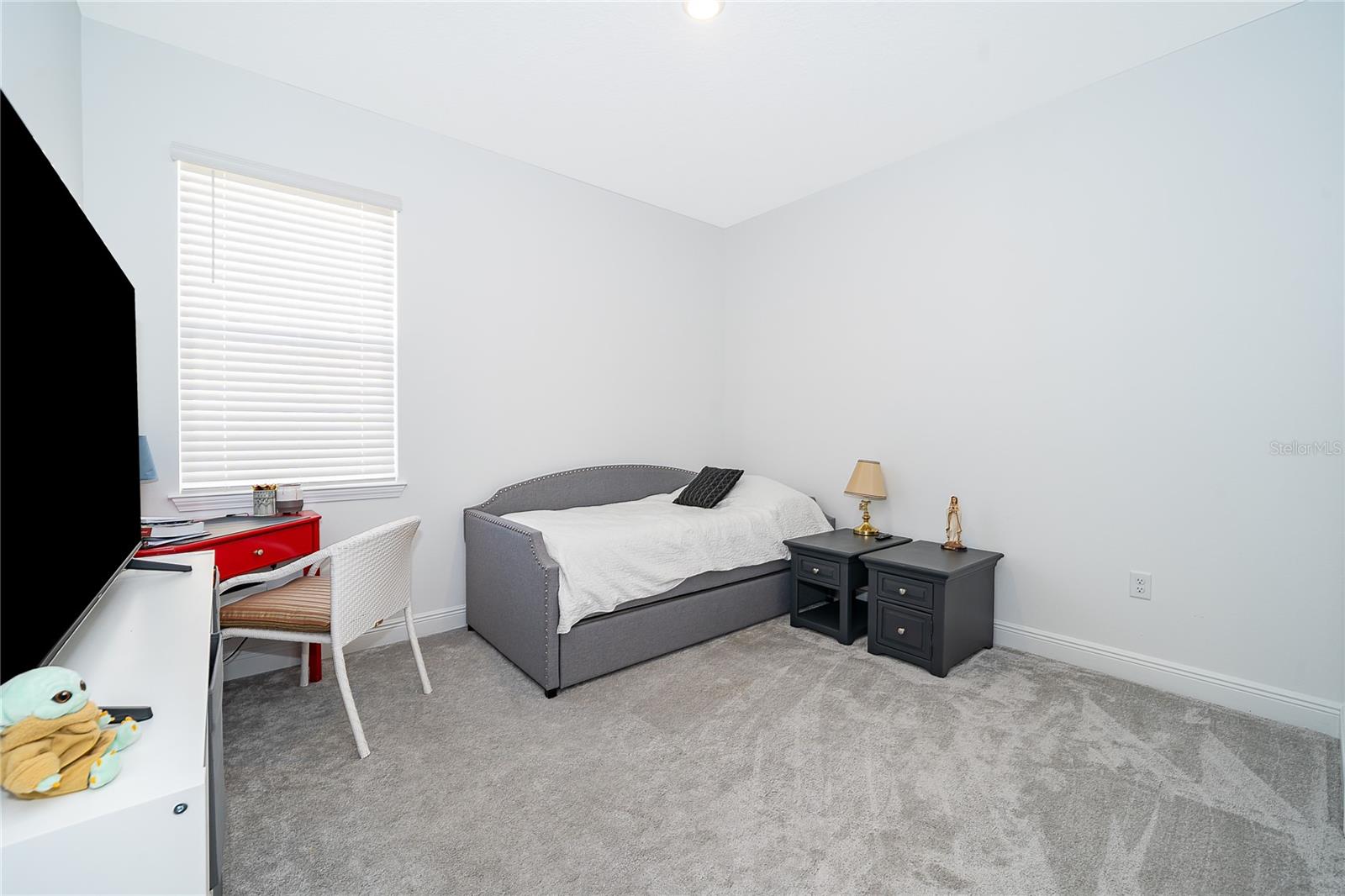 MINNEOLA HILLS - Residential