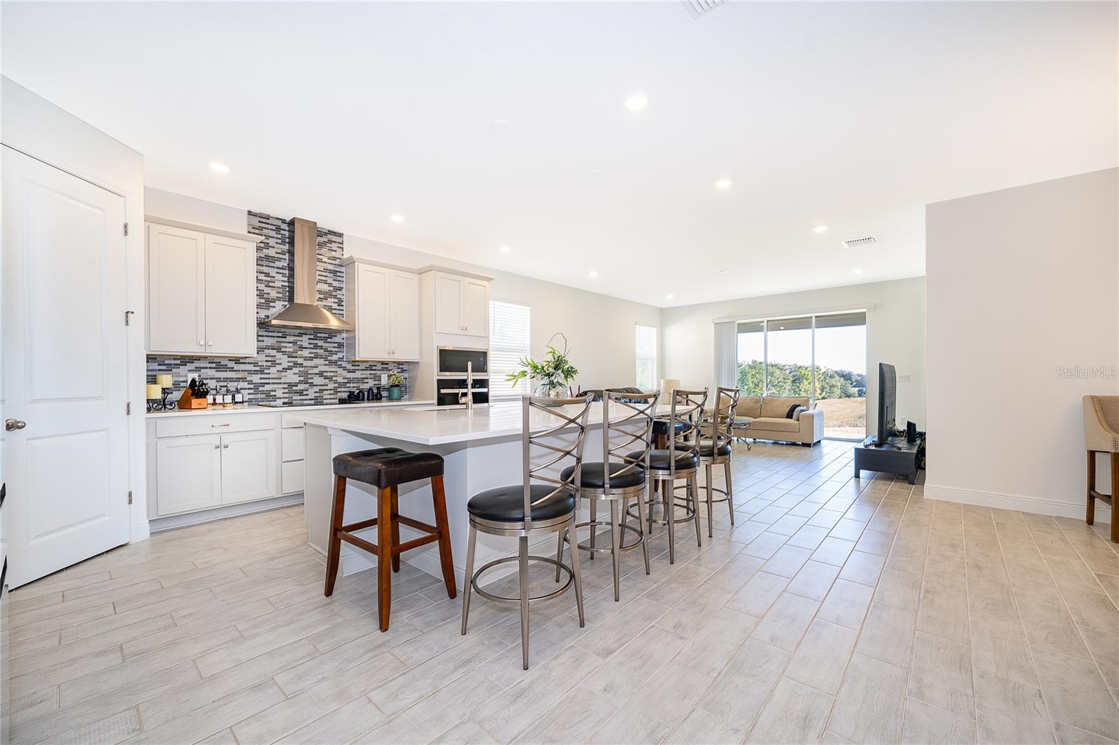 MINNEOLA HILLS - Residential