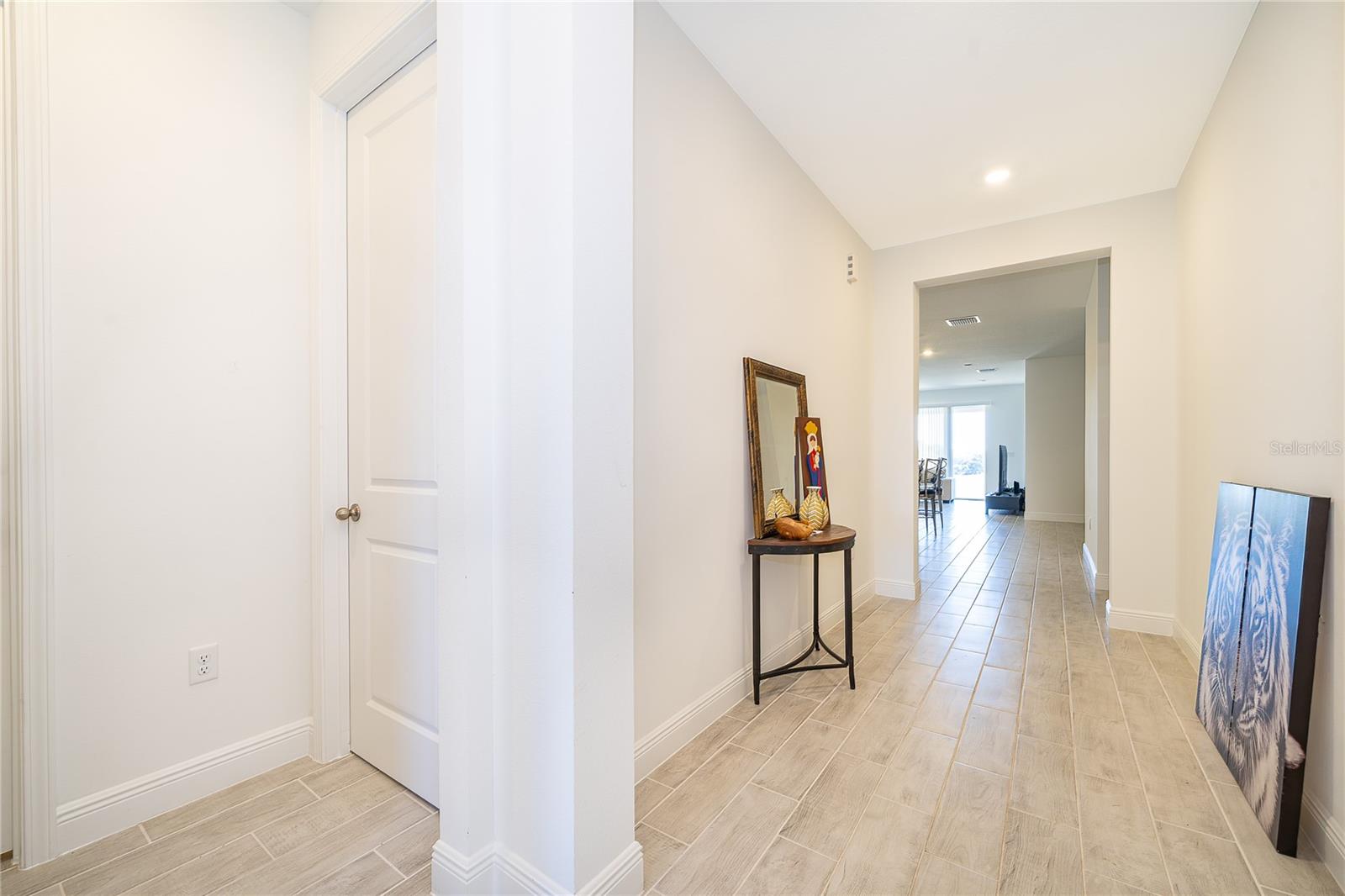 MINNEOLA HILLS - Residential