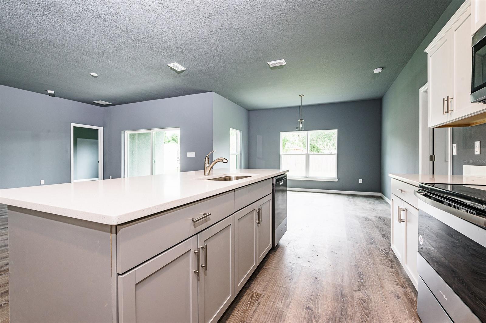 Florida Shores 01 - Residential