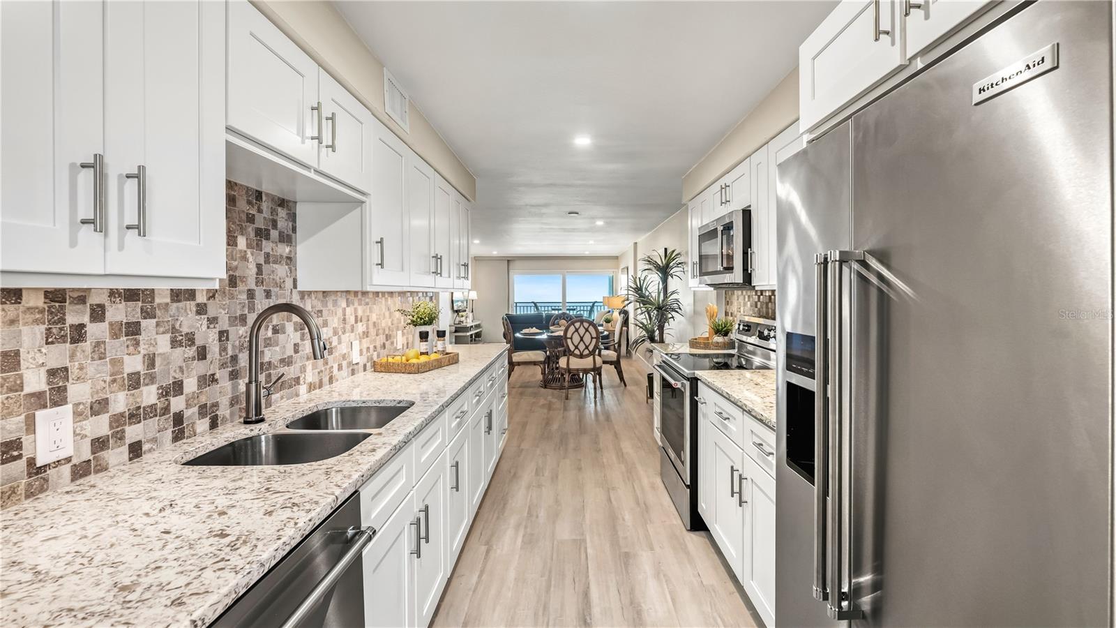 WHISPERING SANDS SEC 6 - Residential