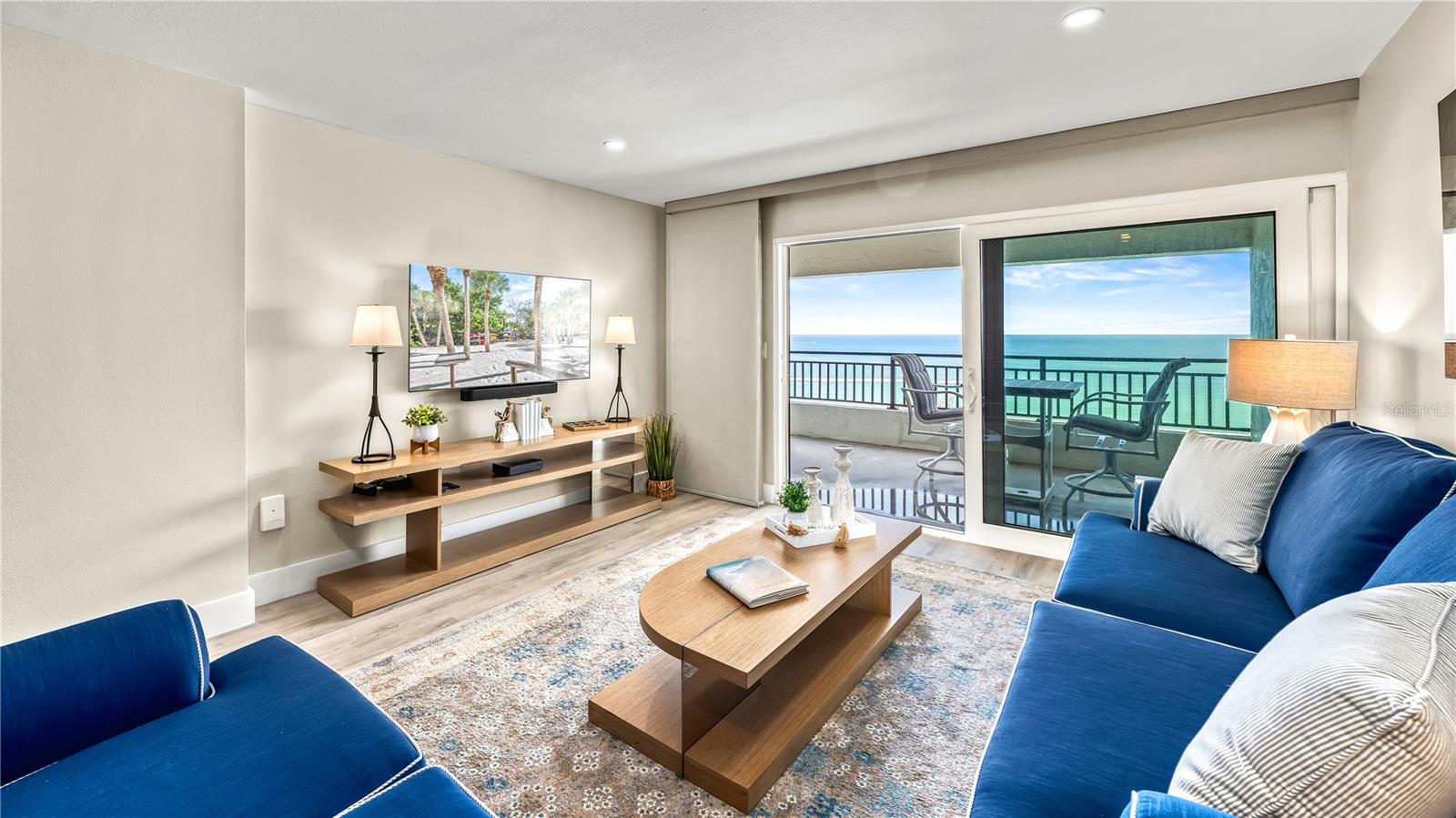 WHISPERING SANDS SEC 6 - Residential