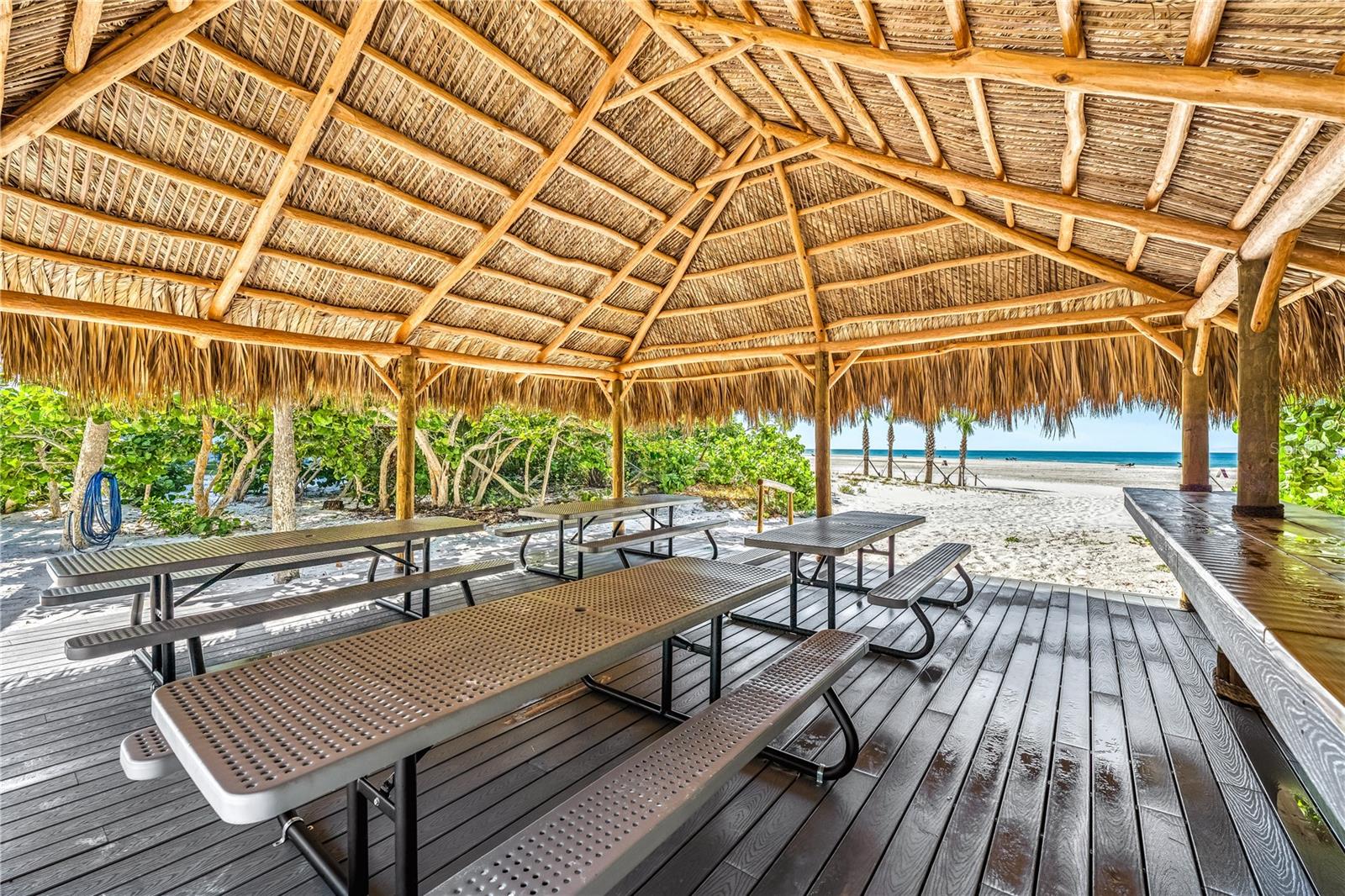 WHISPERING SANDS SEC 6 - Residential