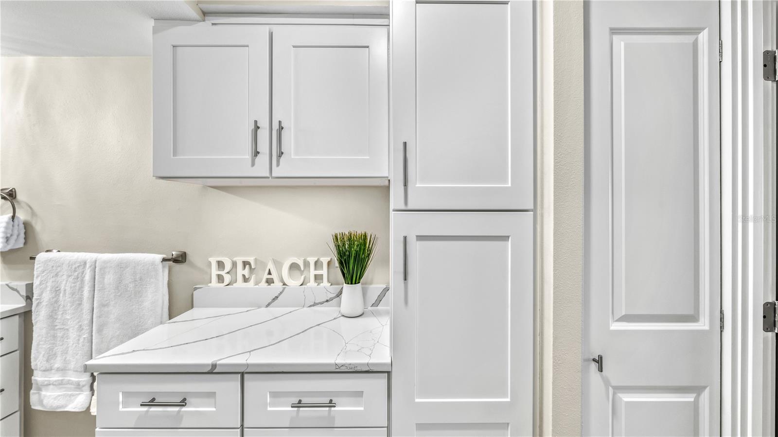 WHISPERING SANDS SEC 6 - Residential