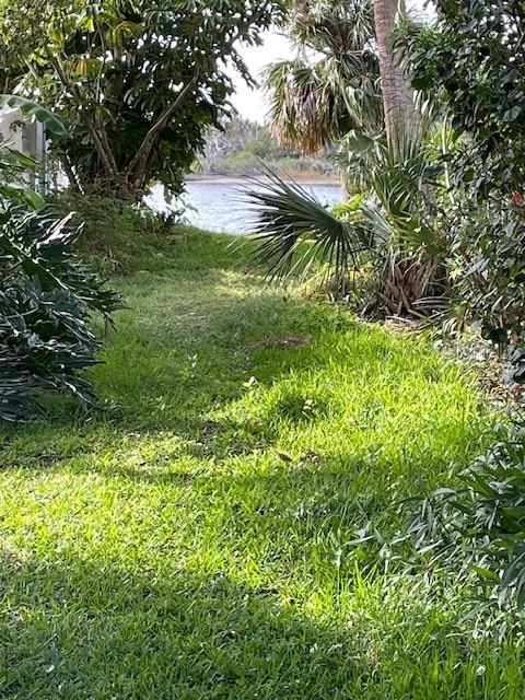 AVALON BY THE SEA - Land