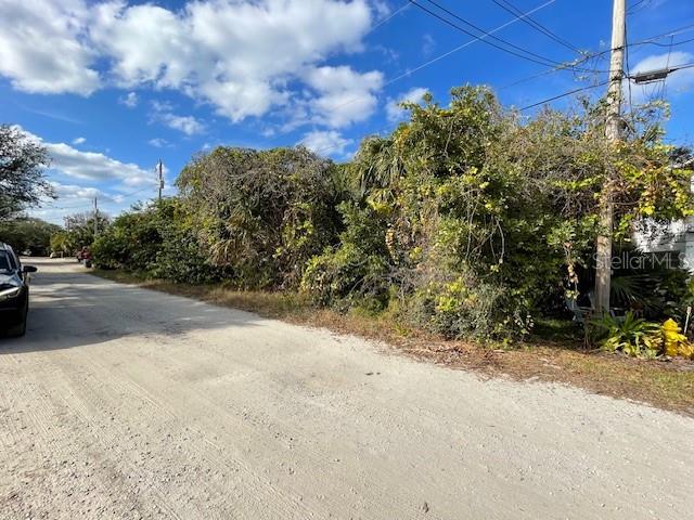 AVALON BY THE SEA - Land