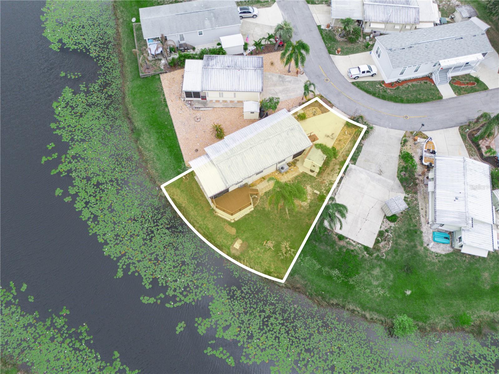 SADDLEBAG LAKE - Residential