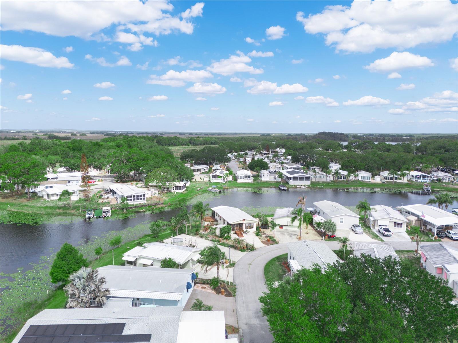 SADDLEBAG LAKE - Residential