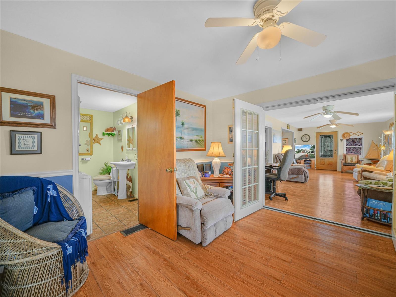 SADDLEBAG LAKE - Residential