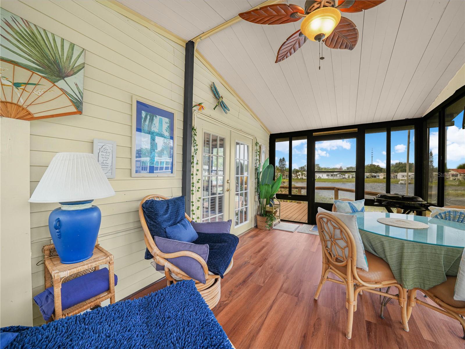 SADDLEBAG LAKE - Residential