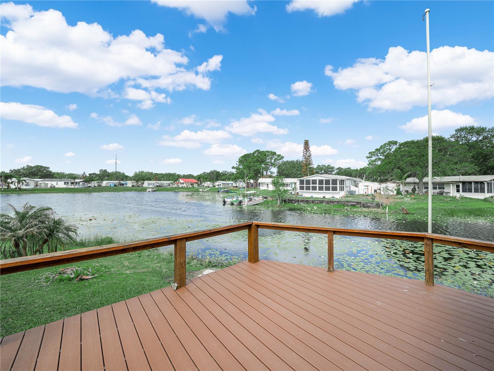 SADDLEBAG LAKE - Residential