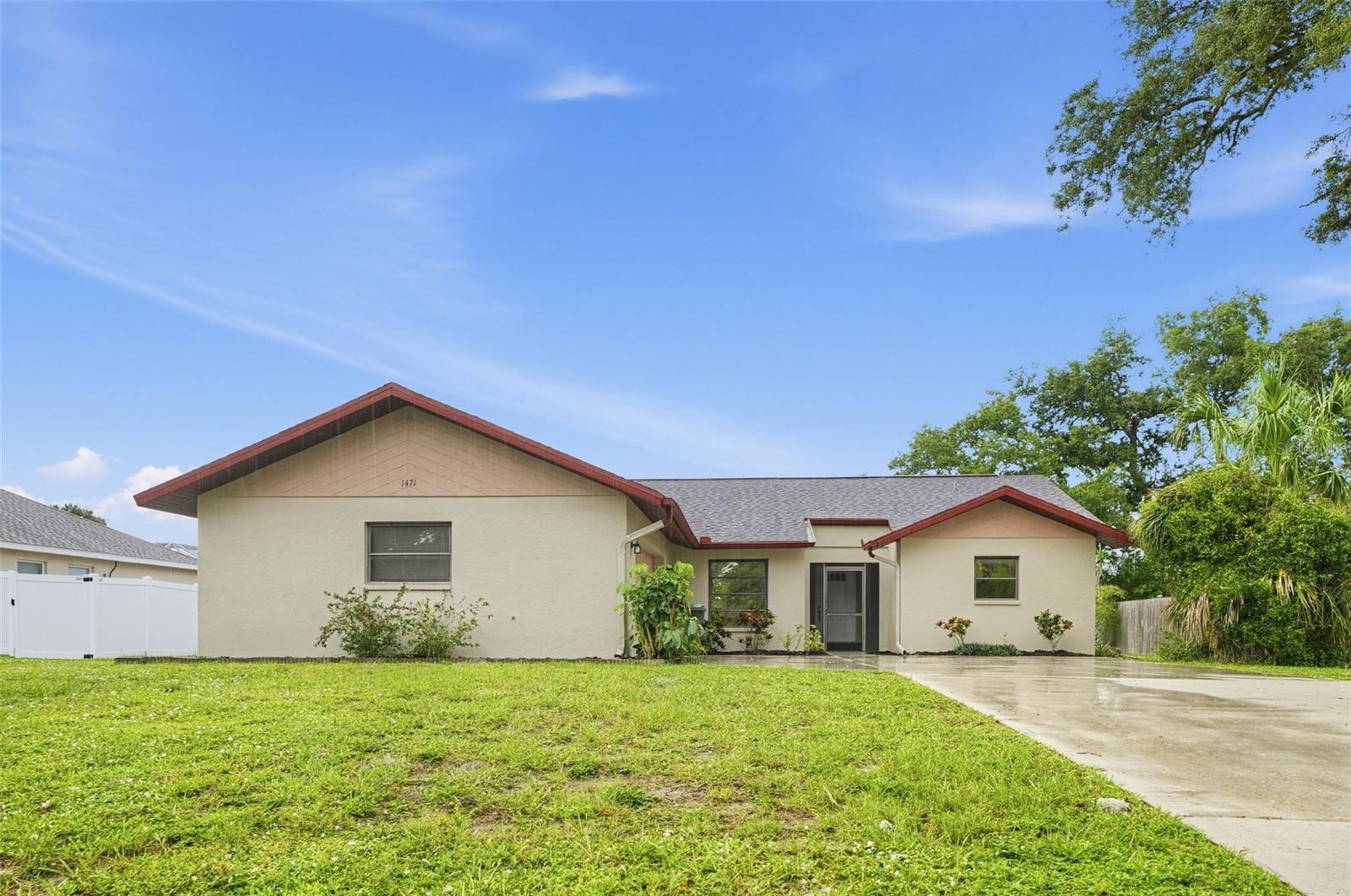 1471 KEYWAY ROAD