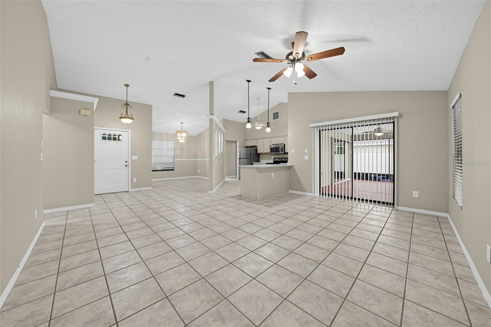 1471 KEYWAY ROAD