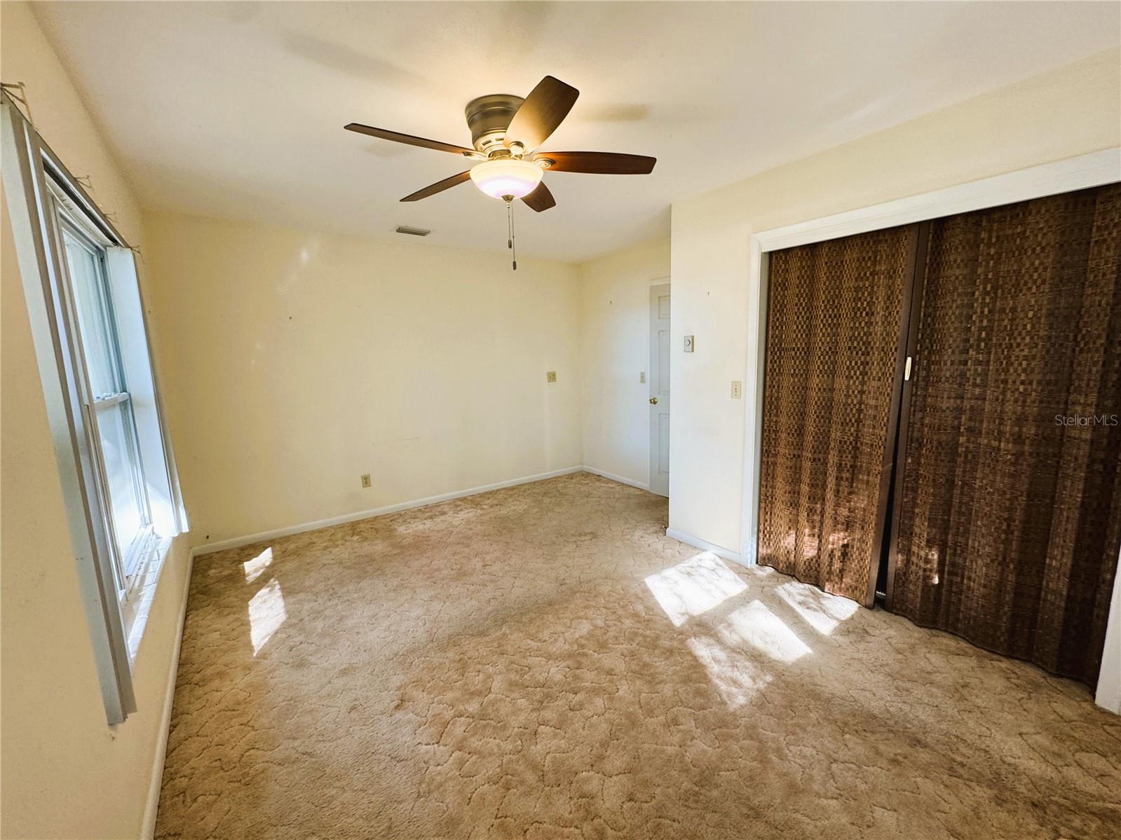 RAINBOW LAKES ESTATES - Residential