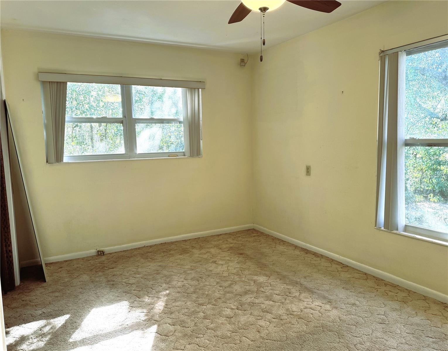 RAINBOW LAKES ESTATES - Residential