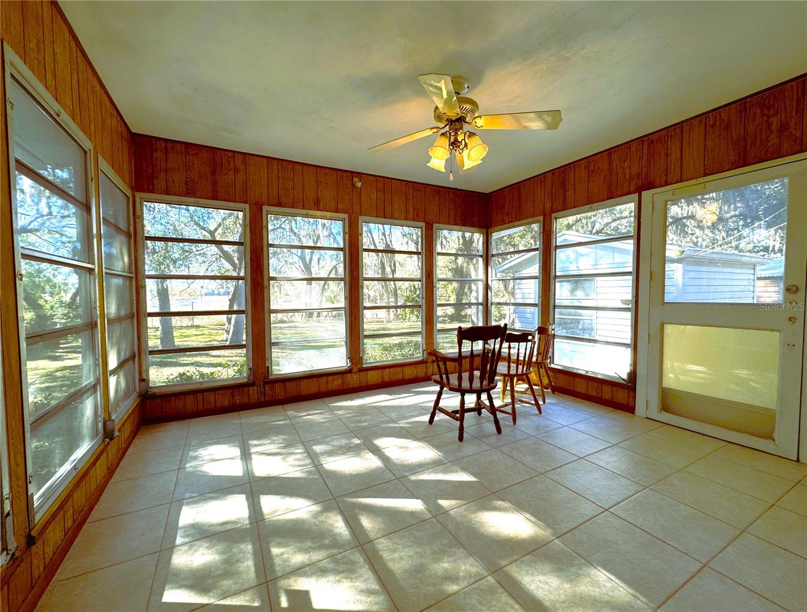 RAINBOW LAKES ESTATES - Residential