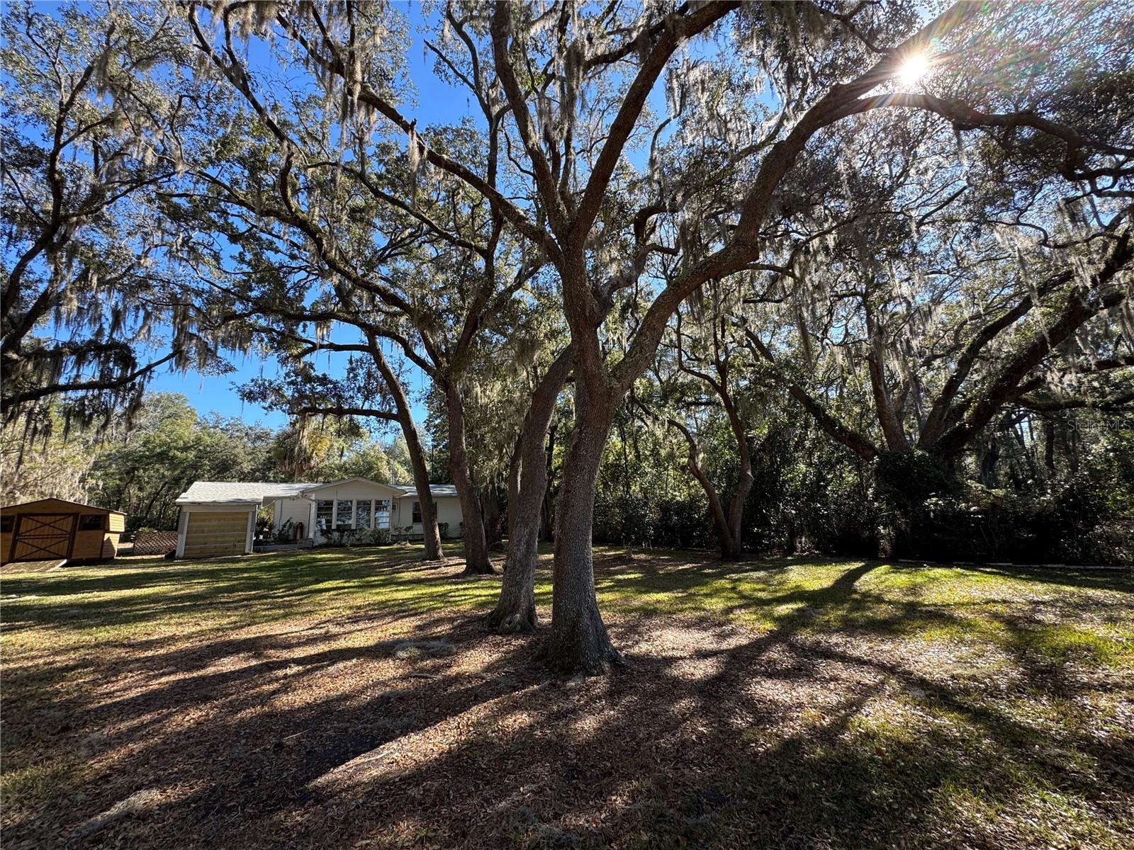 RAINBOW LAKES ESTATES - Residential