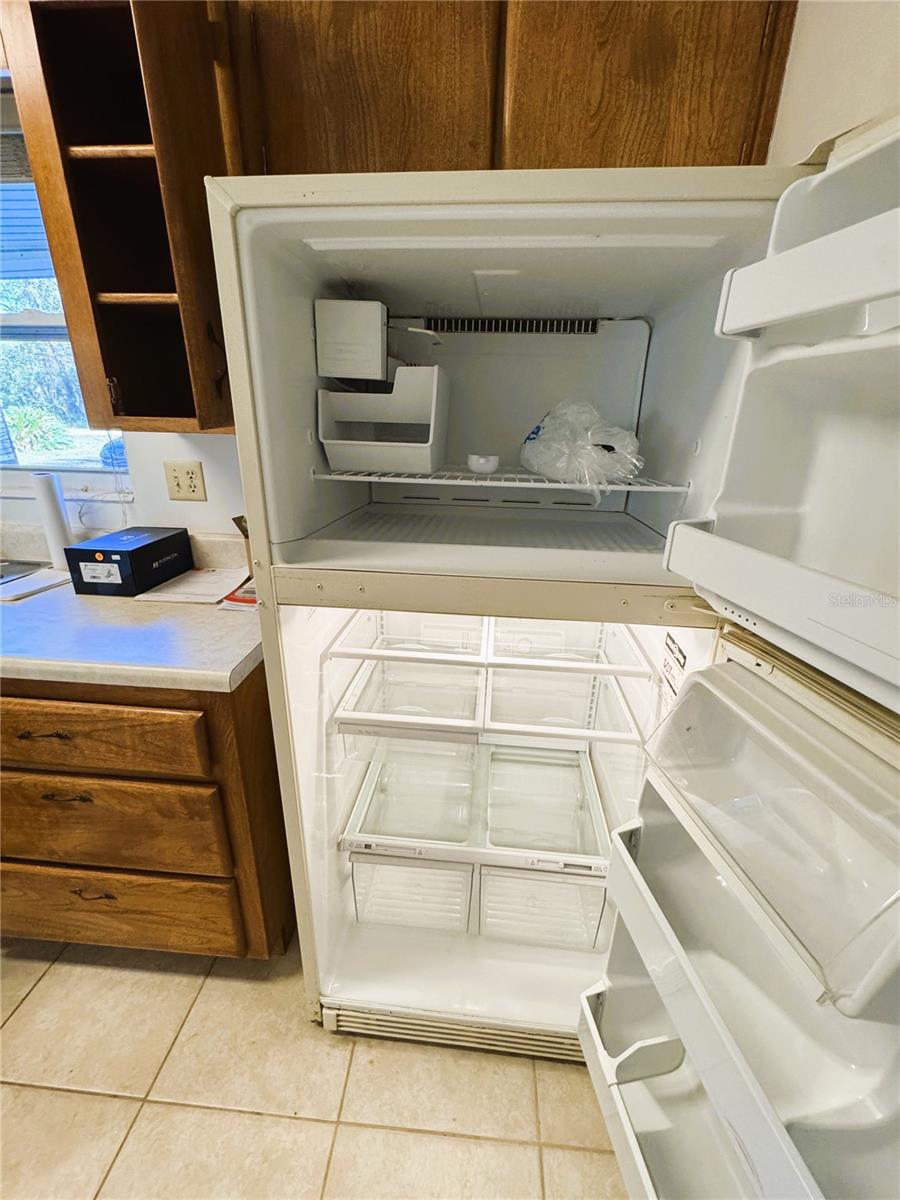 RAINBOW LAKES ESTATES - Residential