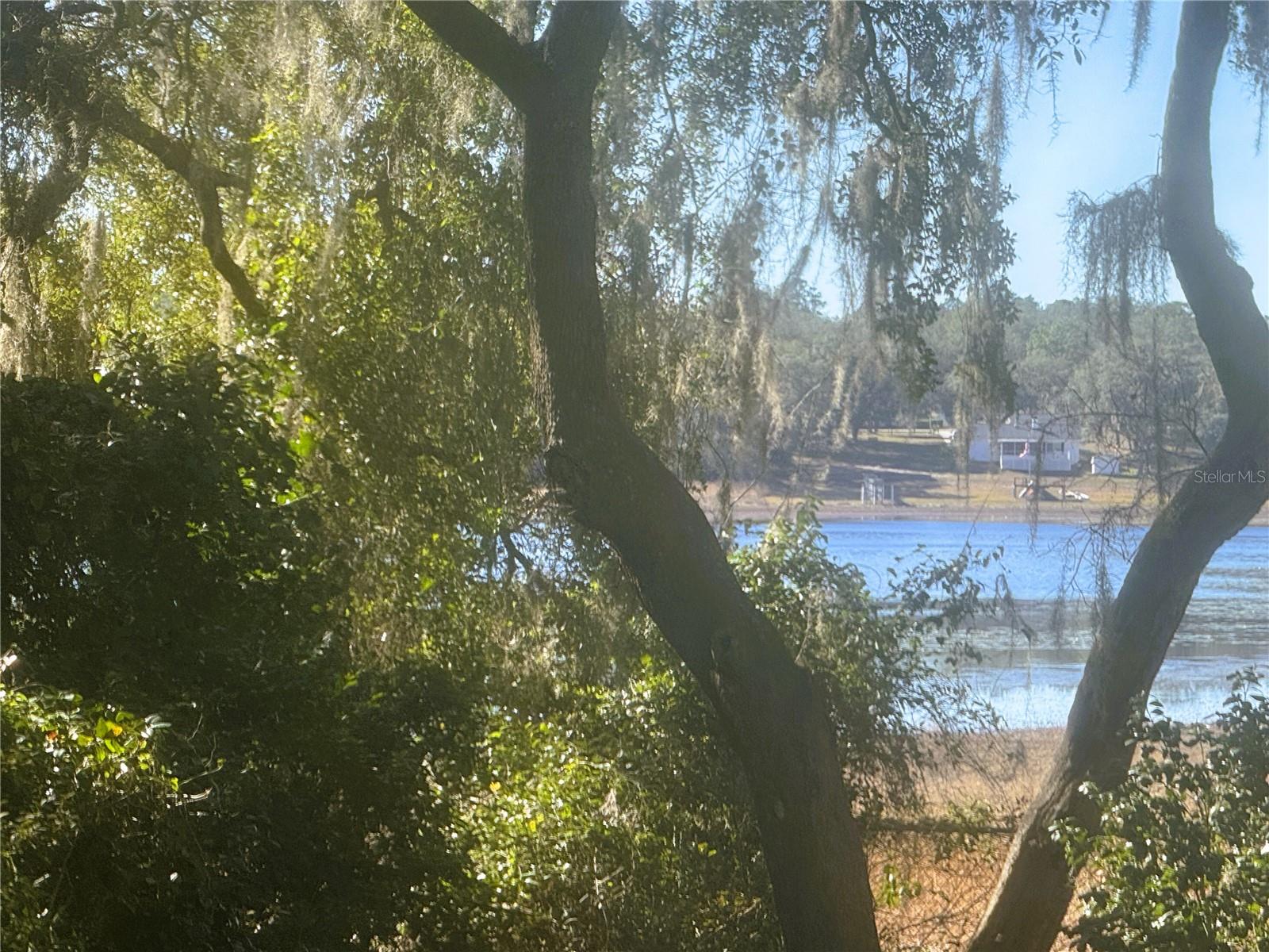 RAINBOW LAKES ESTATES - Residential