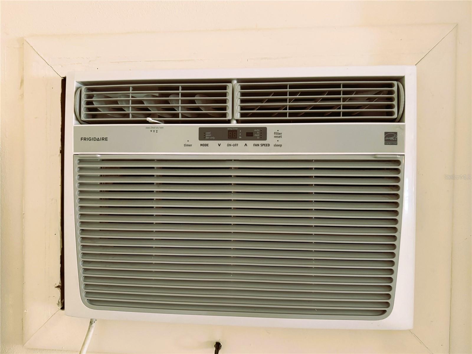 RAINBOW LAKES ESTATES - Residential