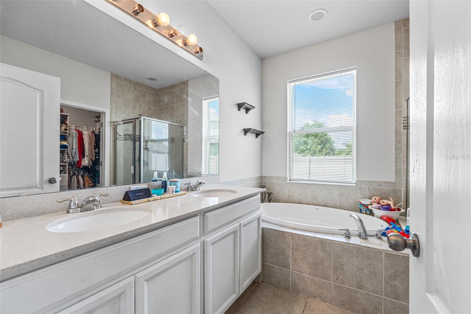 EAGLE LAKE PH 4B - Residential Lease
