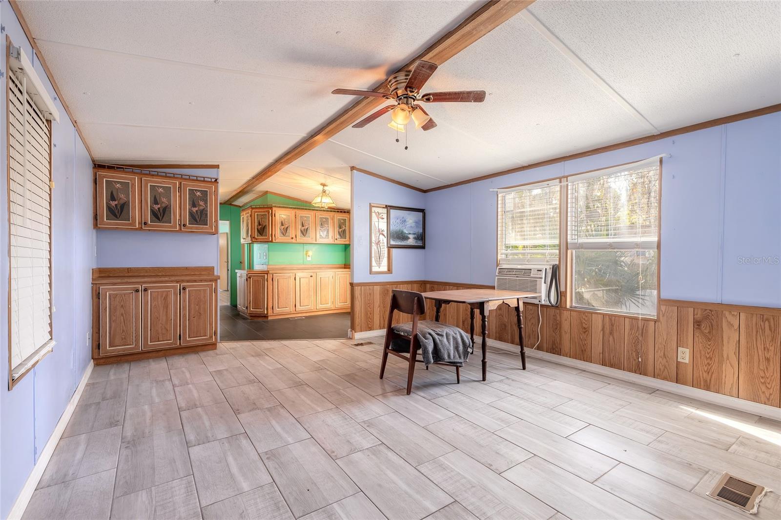 BECKMAN MOBILE HOME UNREC 216 - Residential