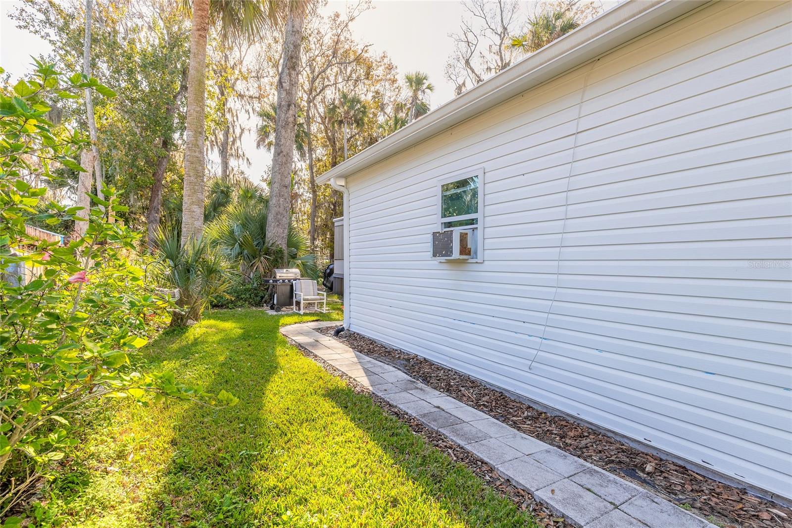 BECKMAN MOBILE HOME UNREC 216 - Residential