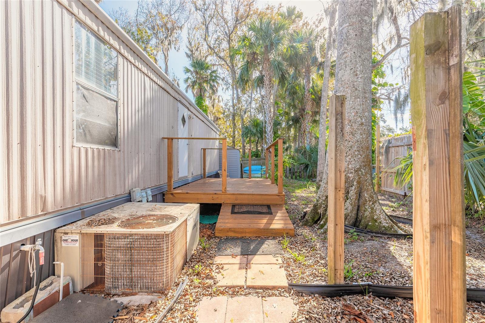 BECKMAN MOBILE HOME UNREC 216 - Residential