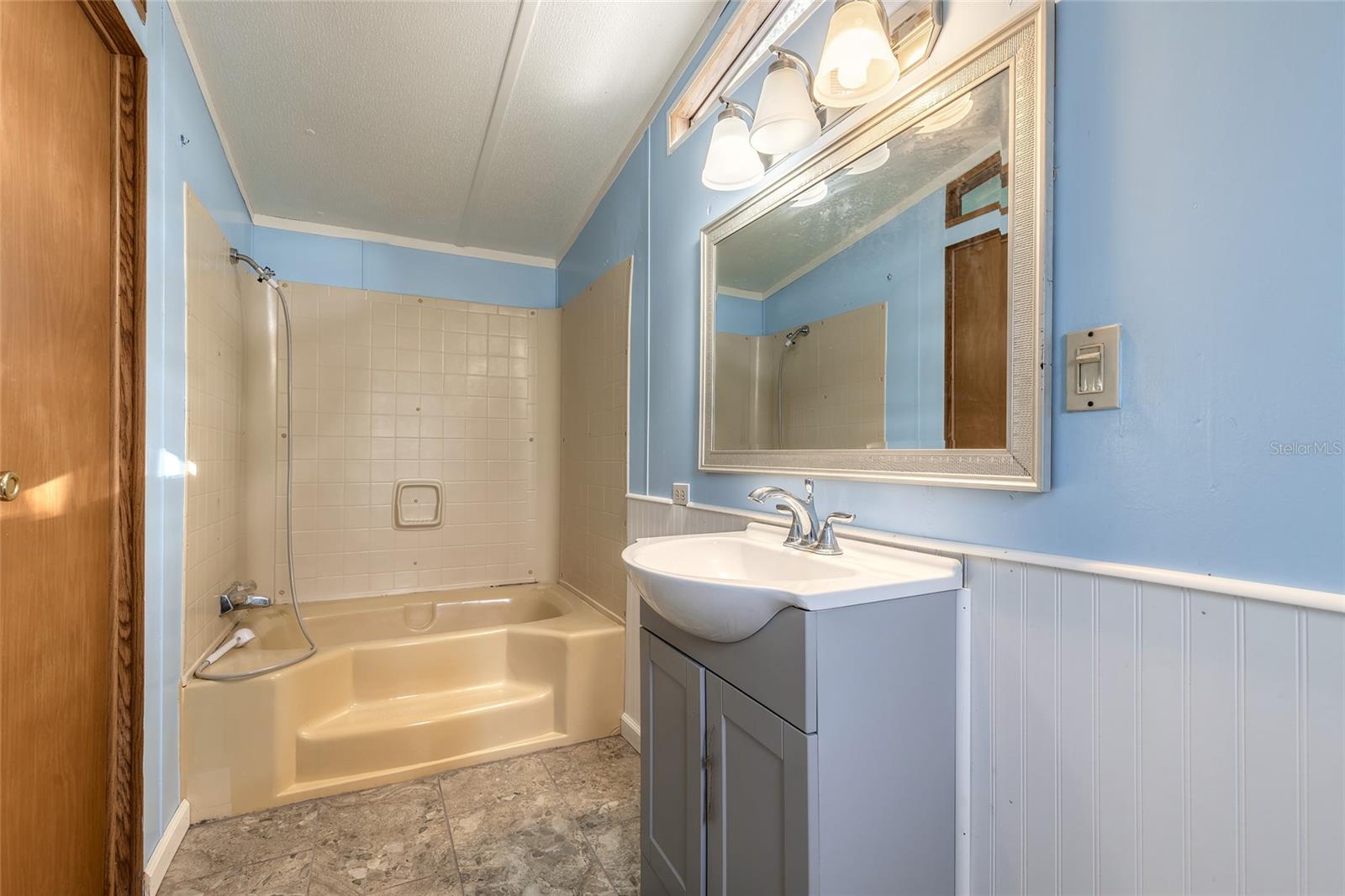 BECKMAN MOBILE HOME UNREC 216 - Residential