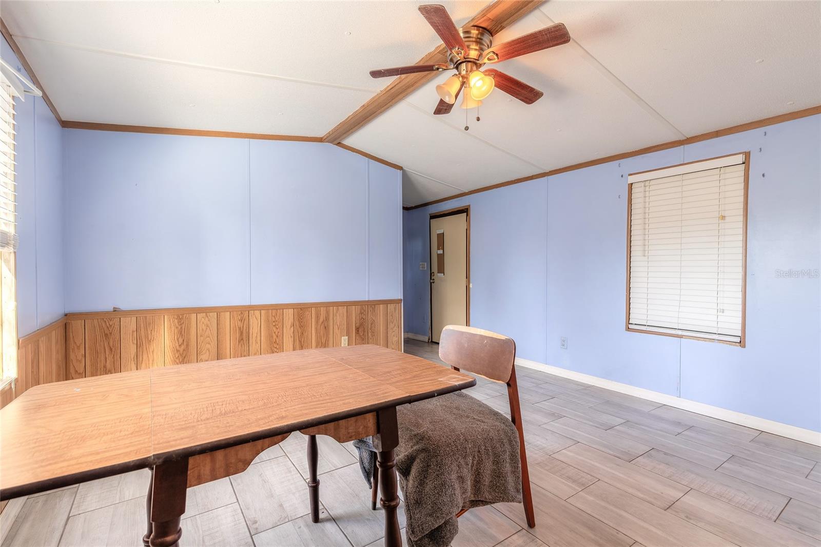 BECKMAN MOBILE HOME UNREC 216 - Residential