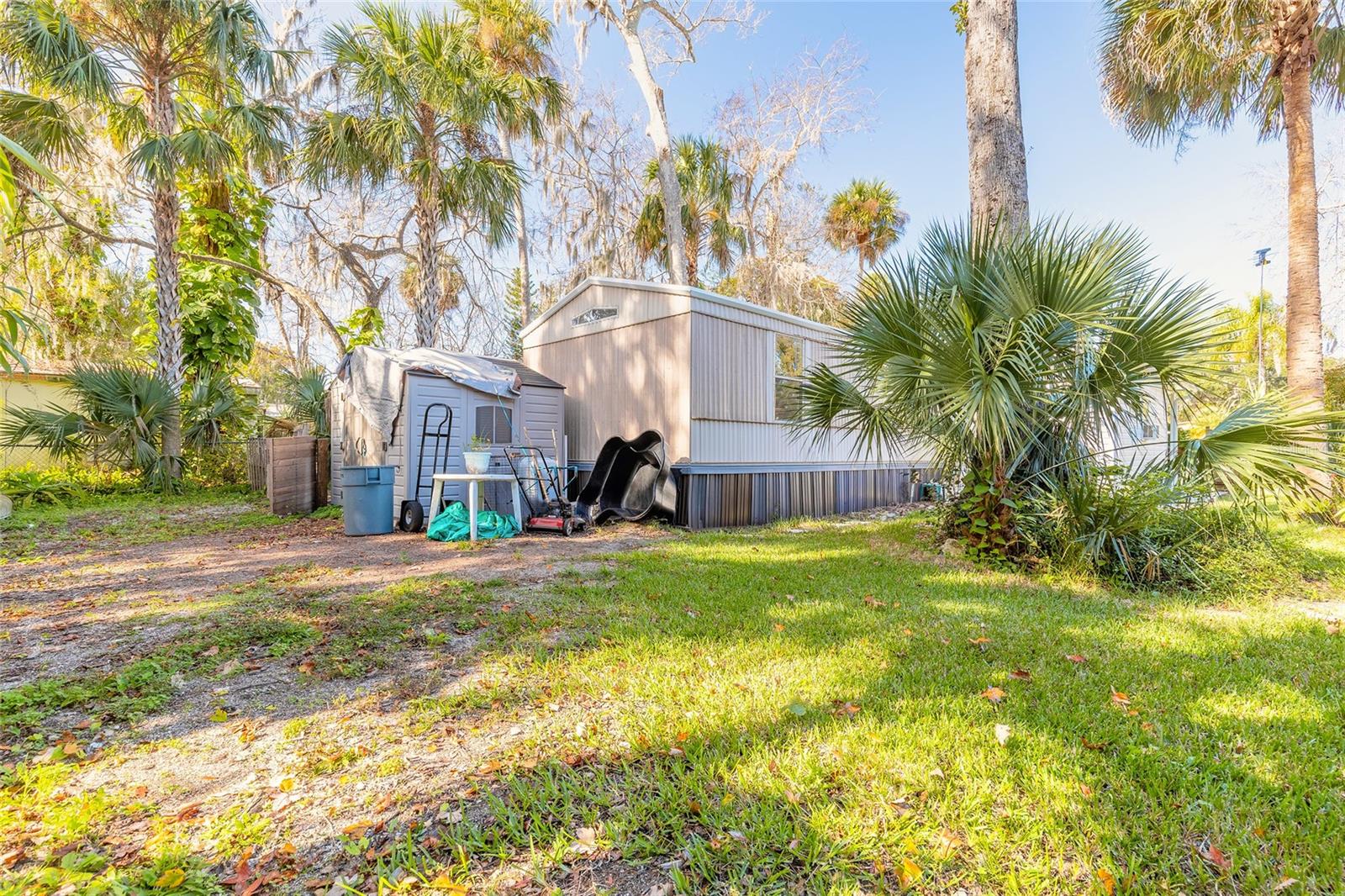 BECKMAN MOBILE HOME UNREC 216 - Residential