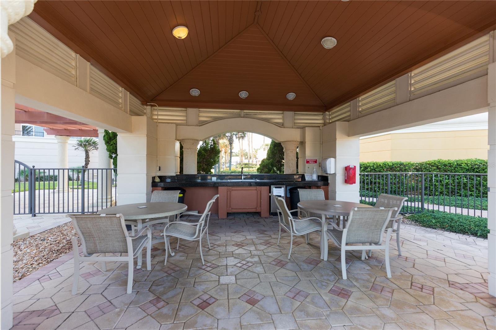 HAMMOCK DUNES - Residential