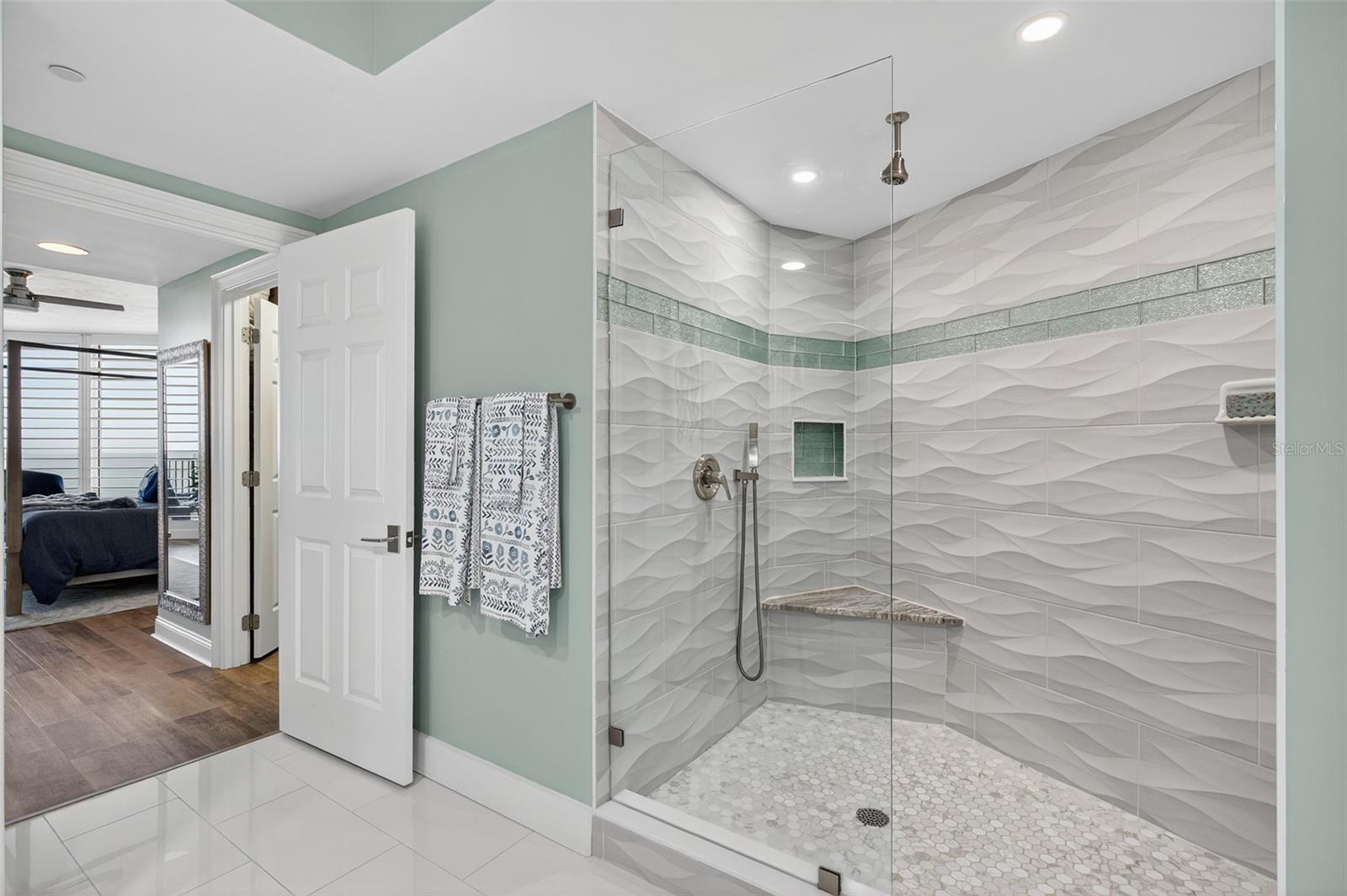 HAMMOCK DUNES - Residential