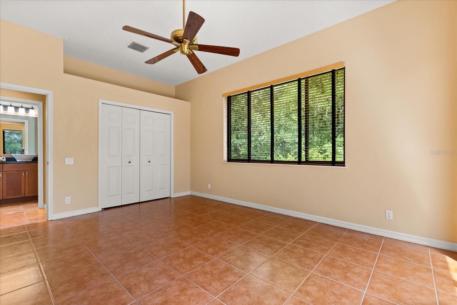 RIVER WALK - Residential