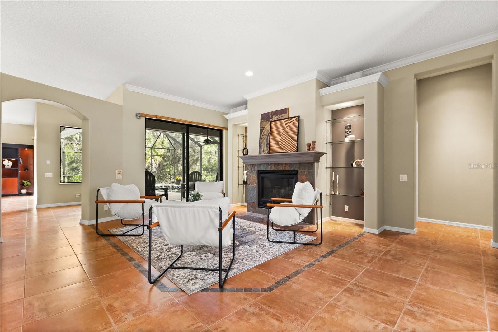 RIVER WALK - Residential