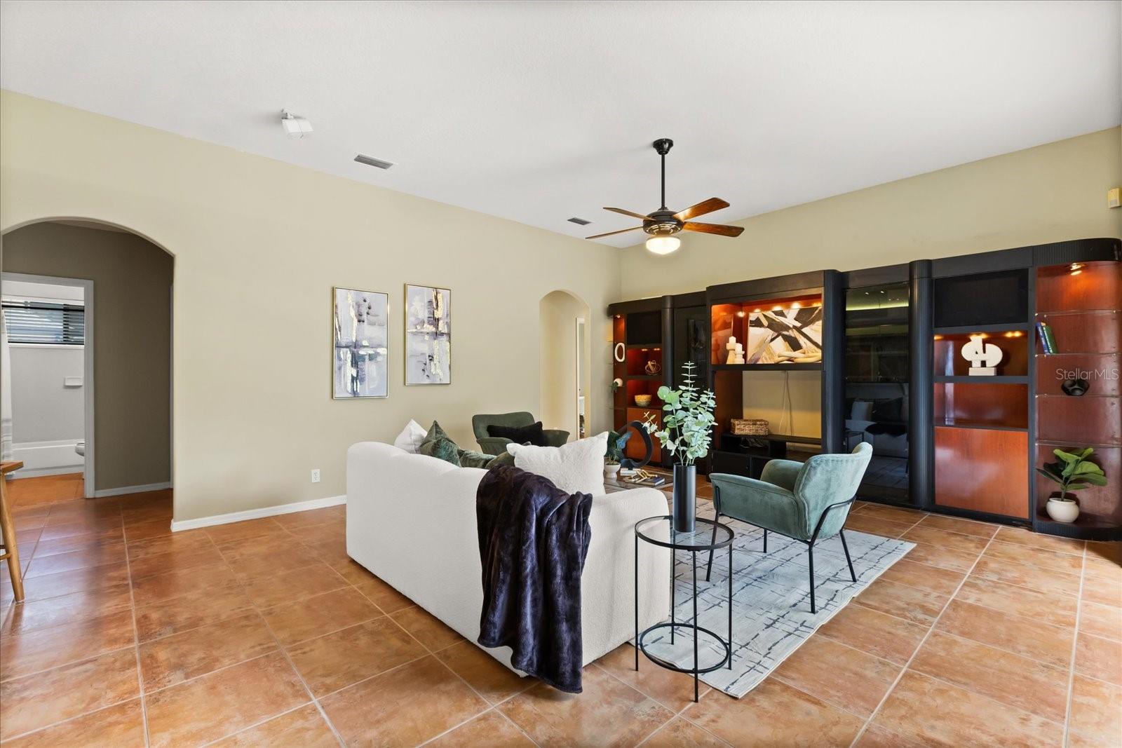 RIVER WALK - Residential