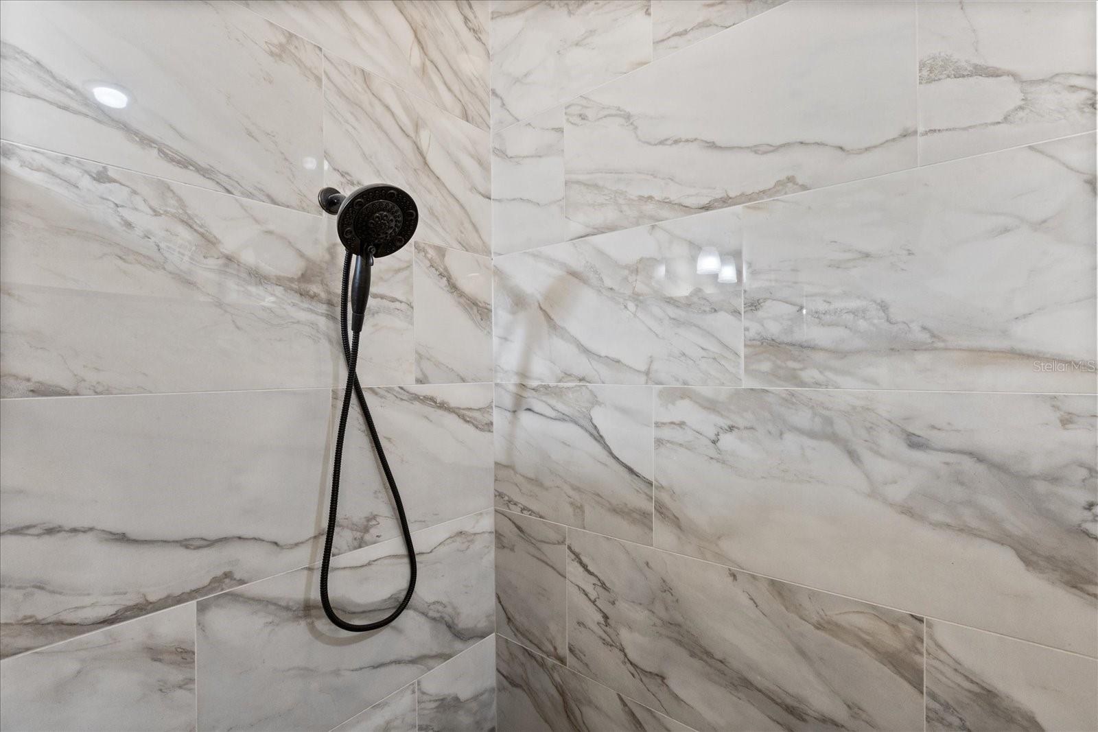 RIVER WALK - Residential