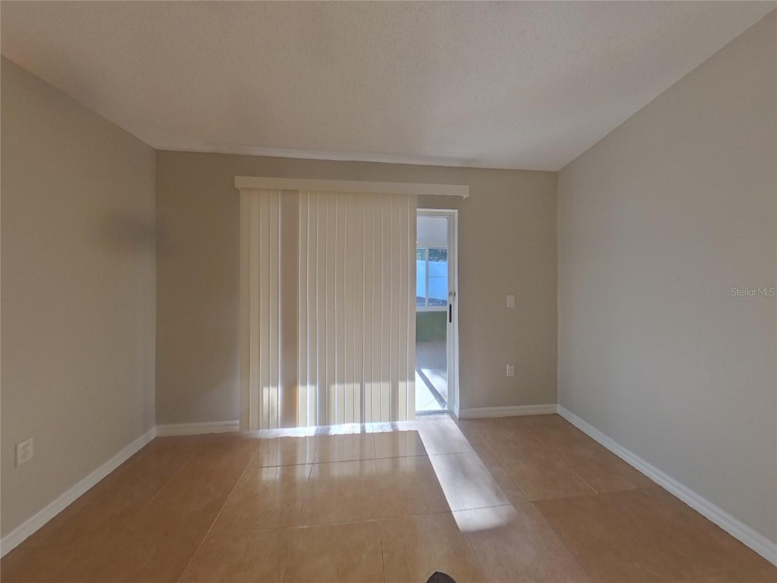 WEKIVA SPGS RESERVE PH 01 - Residential Lease