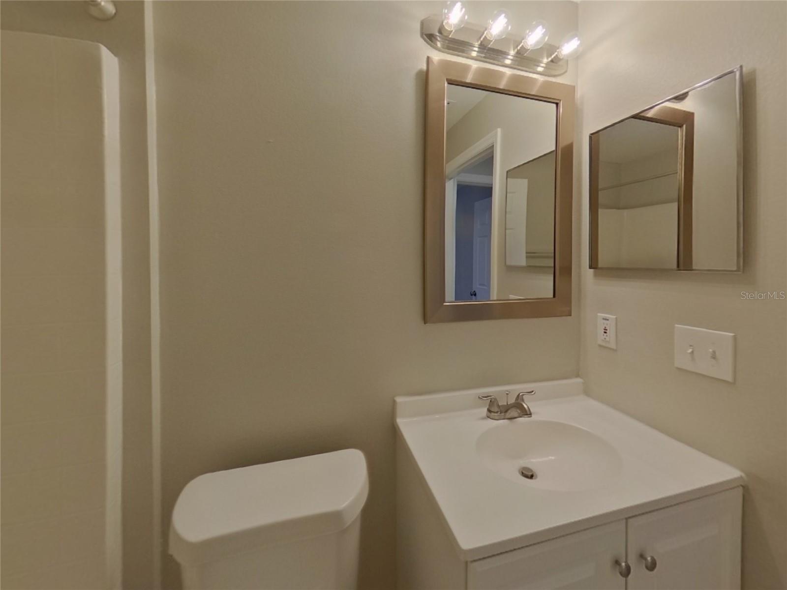 WEKIVA SPGS RESERVE PH 01 - Residential Lease