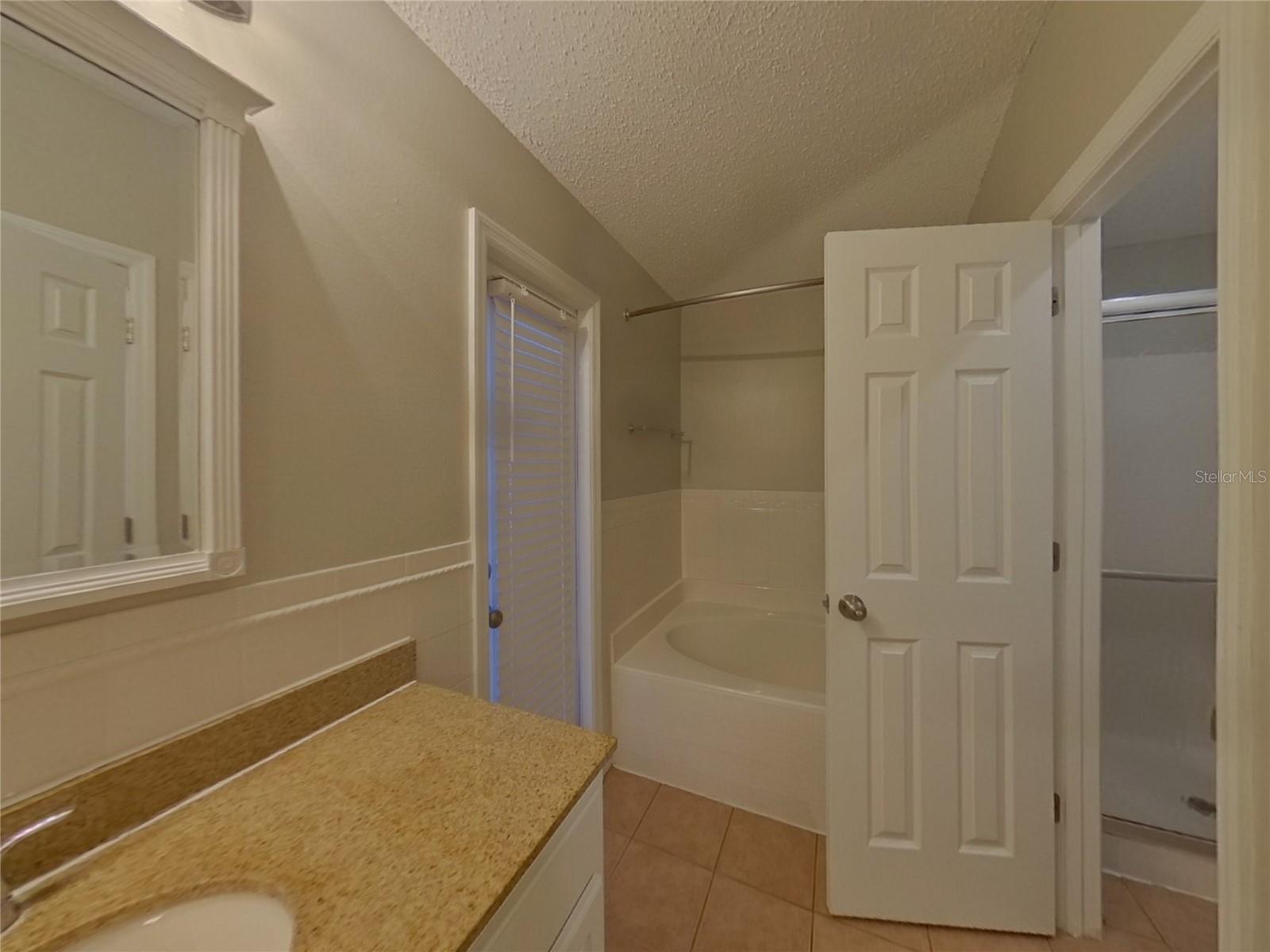 WEKIVA SPGS RESERVE PH 01 - Residential Lease