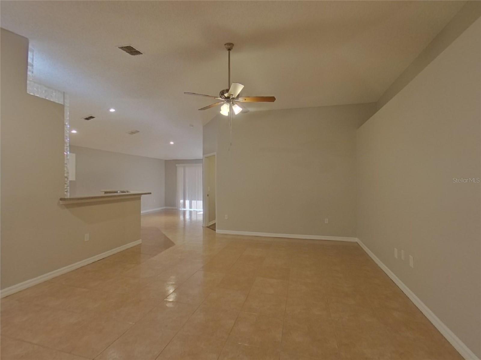 WEKIVA SPGS RESERVE PH 01 - Residential Lease