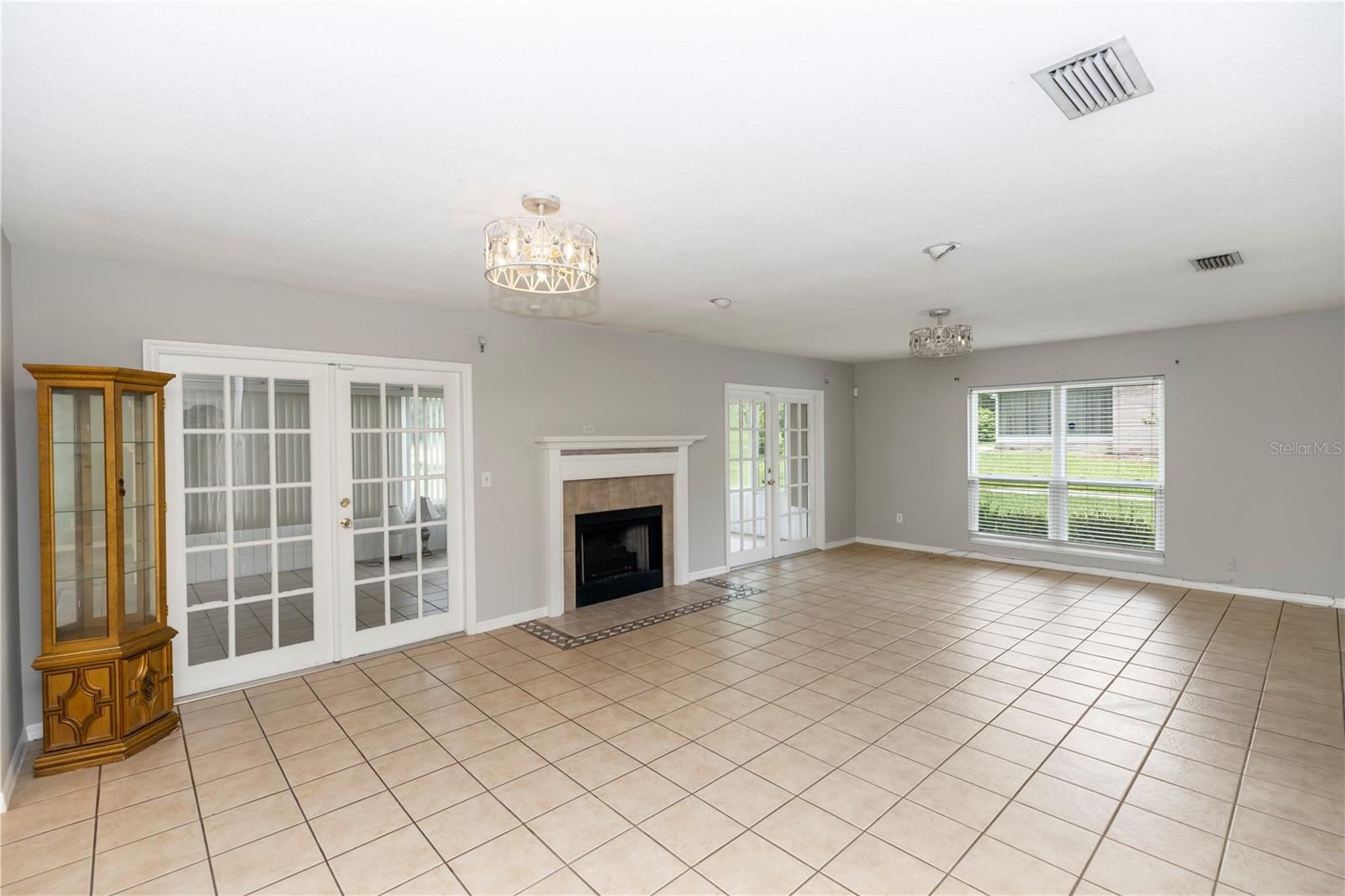 SOUTHRIDGE CONDO A-C - Residential