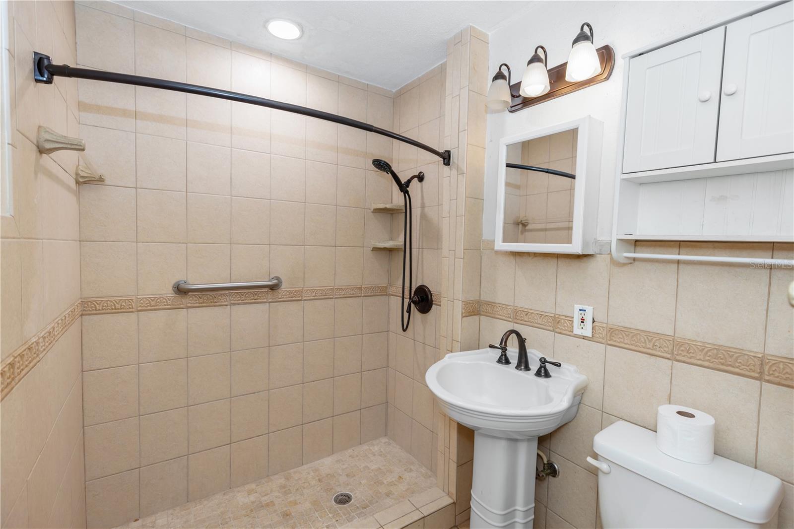 SOUTHRIDGE CONDO A-C - Residential