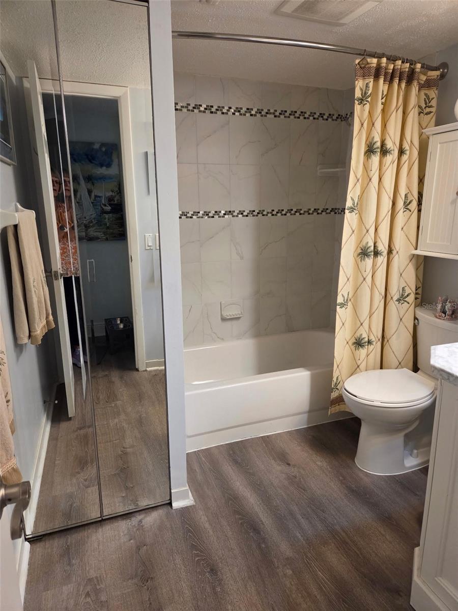 GULF ISLAND BEACH TENNIS - Residential