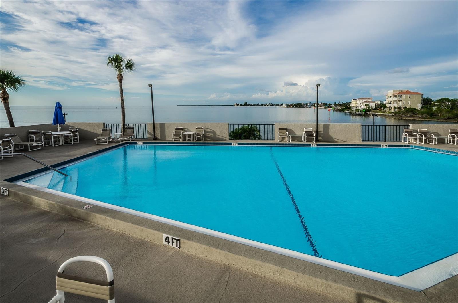 GULF ISLAND BEACH TENNIS - Residential