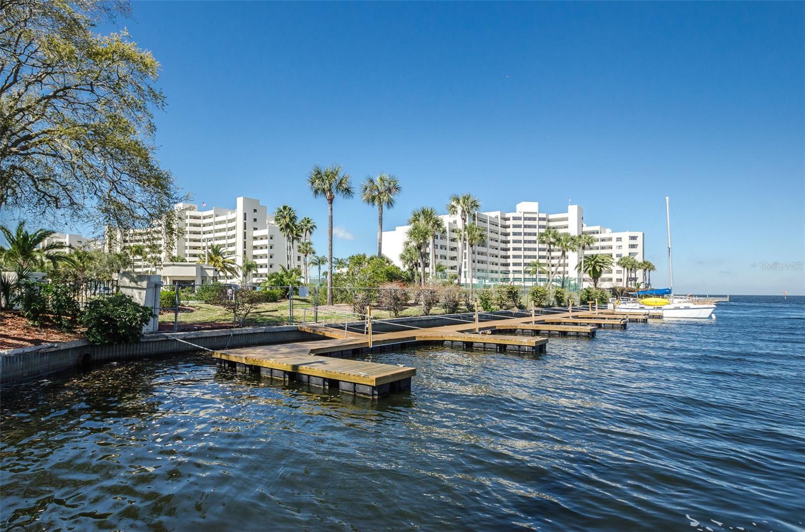 GULF ISLAND BEACH TENNIS - Residential