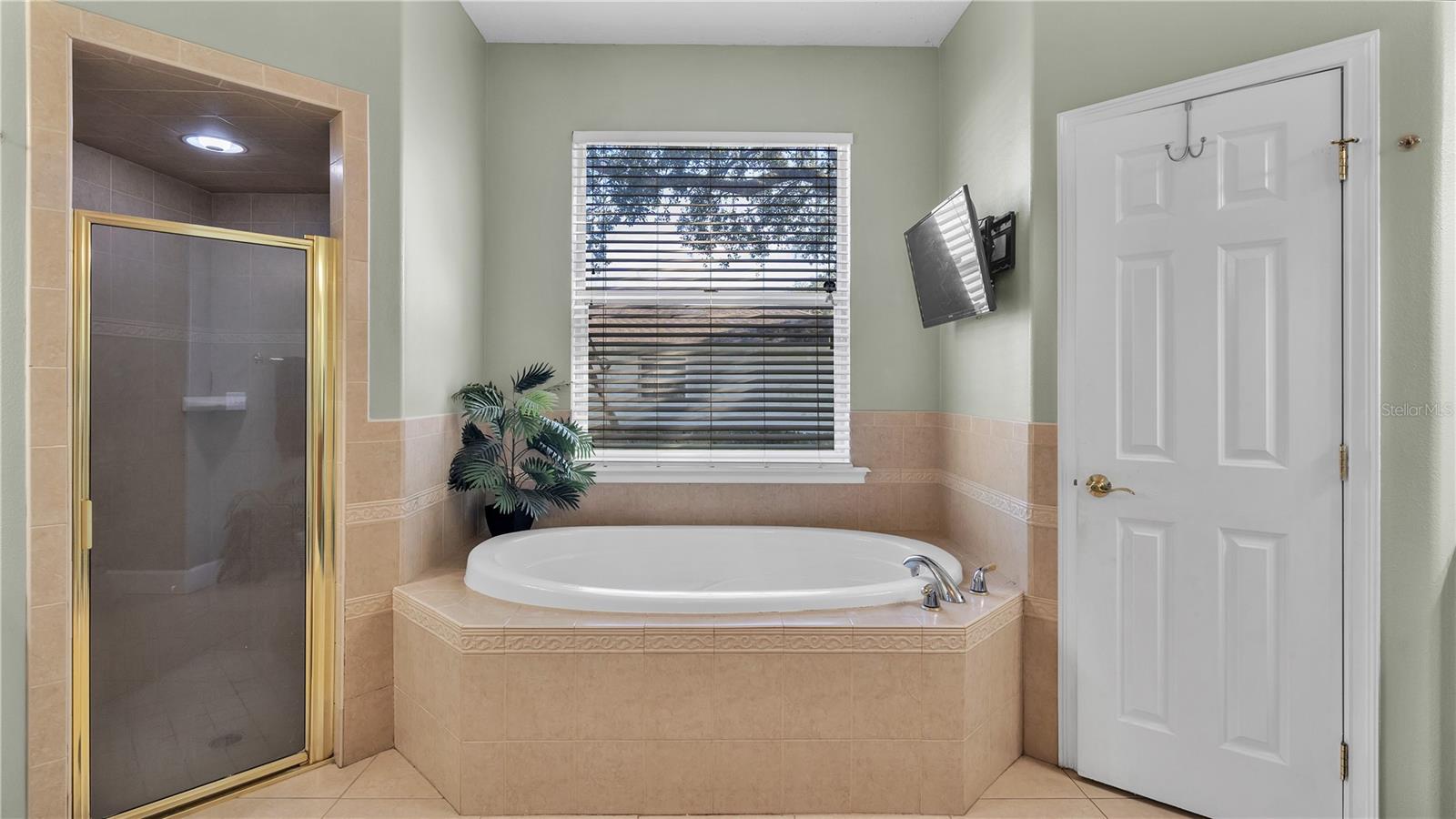 DEER BROOKE SOUTH - Residential