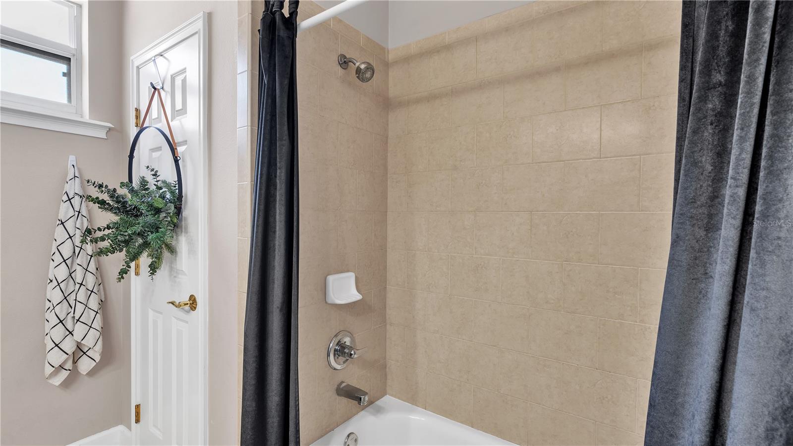 DEER BROOKE SOUTH - Residential